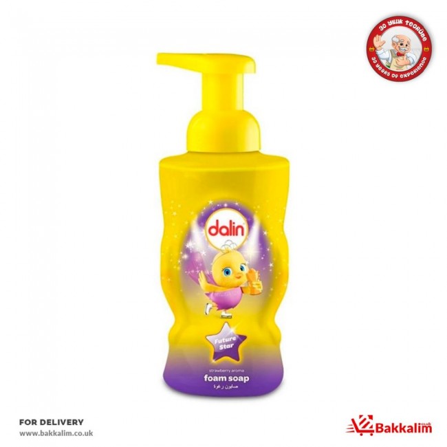 Dalin 300 Ml Strawberry Extract Baby Shampoo Dalin 300 Ml Strawberry Extract Baby Shampoo